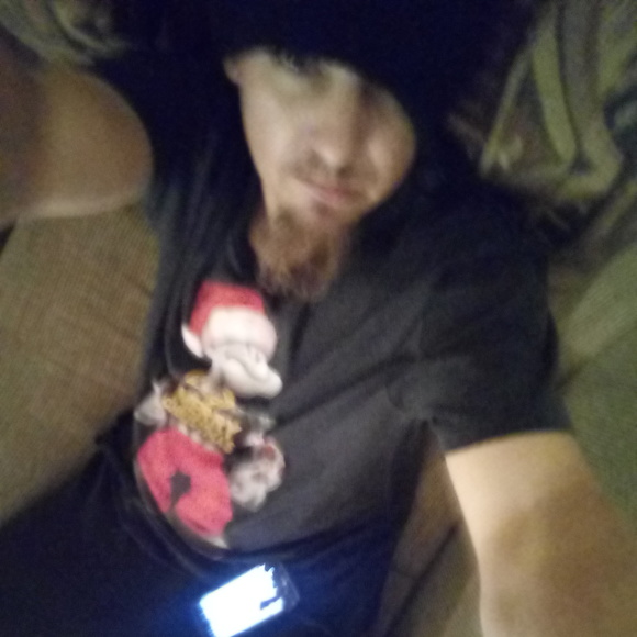 Profile Picture of Michael Wyatt (@michaelwyatt309) on Poshmark