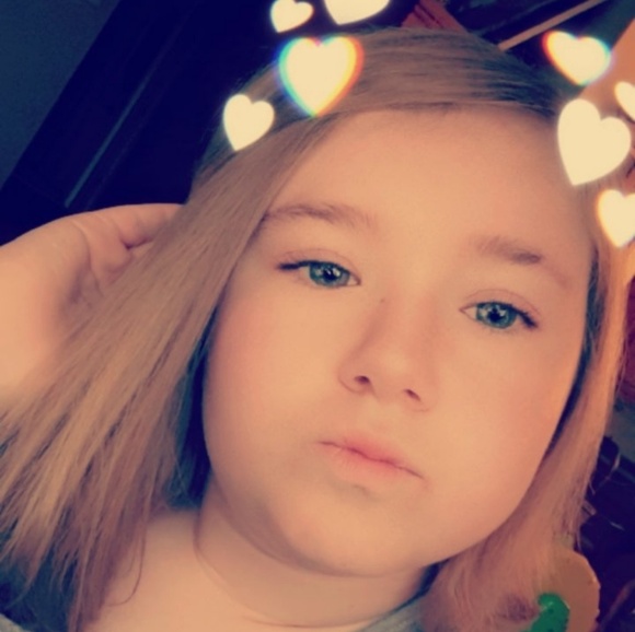 Hailey Keely - Poshmark Profile Picture of Hailey Keely (@khailey_7102) on Poshmark