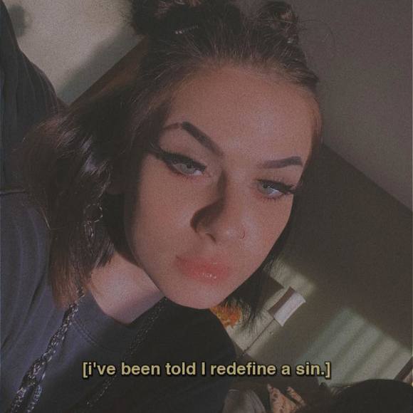 Profile Picture of Evalynn Goold (@evybxtch) on Poshmark