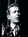 Profile Picture of Jean-Jacques Servan-Schreiber - Wikipediaon Wikipedia