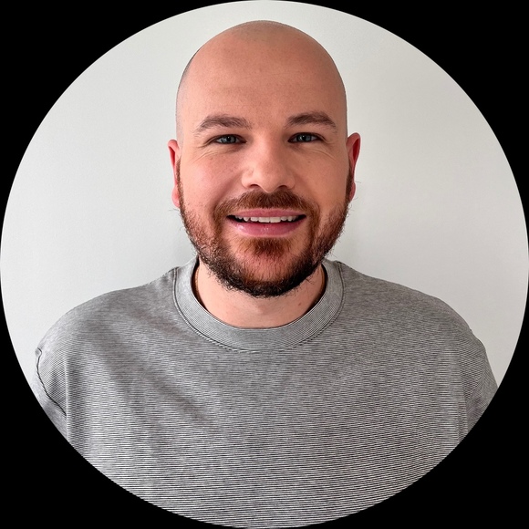 Profile Picture of Luke Rogers (@lhrogers93) on Poshmark