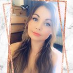 Profile Picture of Chloe Nicholas (@chloesnicholas) on Instagram