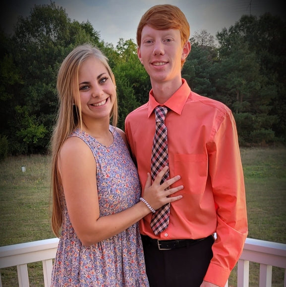 Profile Picture of Cobe Muhich (@cobemuhich) on Poshmark