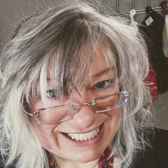 Profile Picture of Rebecca Rhom (@rebeccarhom) on Poshmark