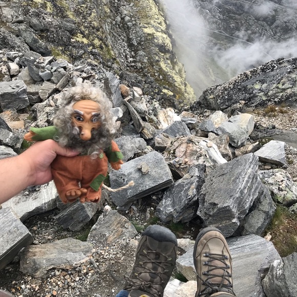 Profile Picture of Lorena Quesada (@qshineq) on Poshmark