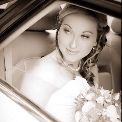 Profile Picture of Claire Sampson (@Siren_junglette) on Twitter