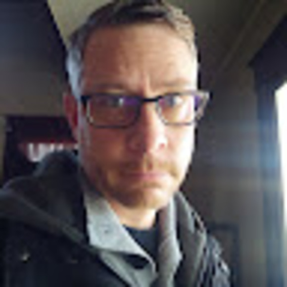 Profile Picture of Joe Merrill (@62477electric) on Poshmark