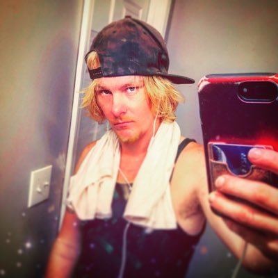 Profile Picture of Shane Holston (@HolstonShane) on Twitter