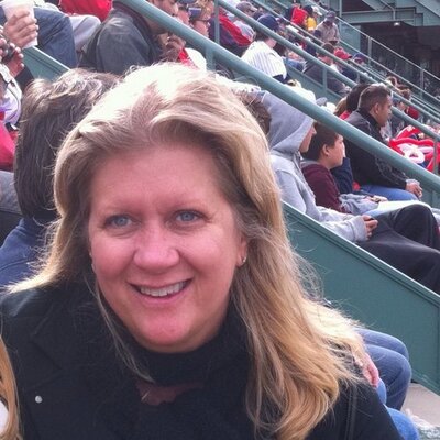 Profile Picture of Debbie Krause (@debbitis) on Twitter