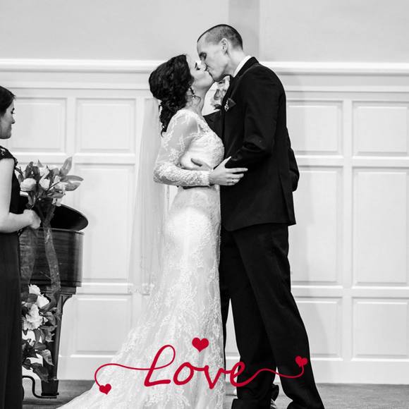 Profile Picture of Alexa Forgette (@alexaforgette) on Poshmark