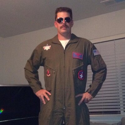 Profile Picture of Derek (@DerekForrest89) on Twitter