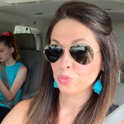 Profile Picture of Kelli Staggs (@StaggsKelli) on Twitter
