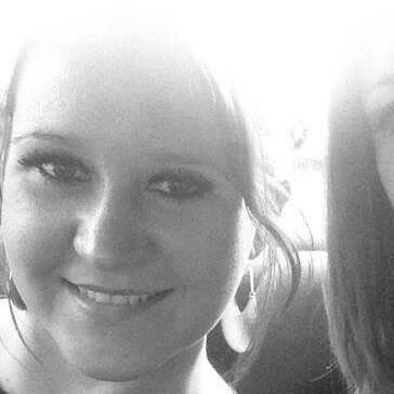 Profile Picture of Danielle Dowling (@daniellelodge89) on Twitter