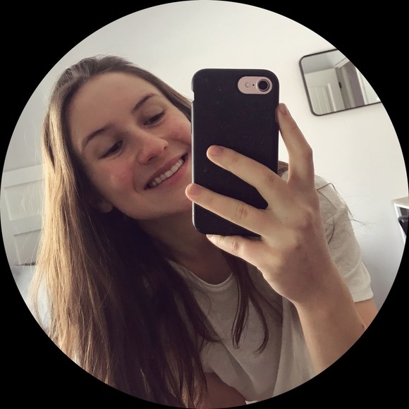 Profile Picture of Jenna Franklin (@jennafranklin12) on Poshmark