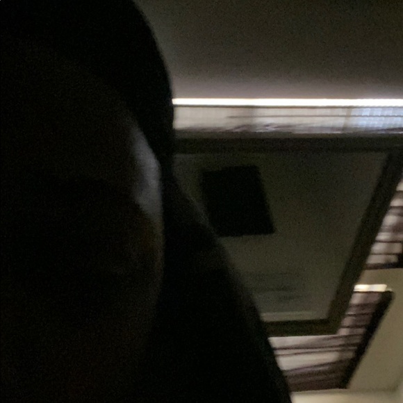 Profile Picture of Dmartinique Moore (@ddbopmo) on Poshmark