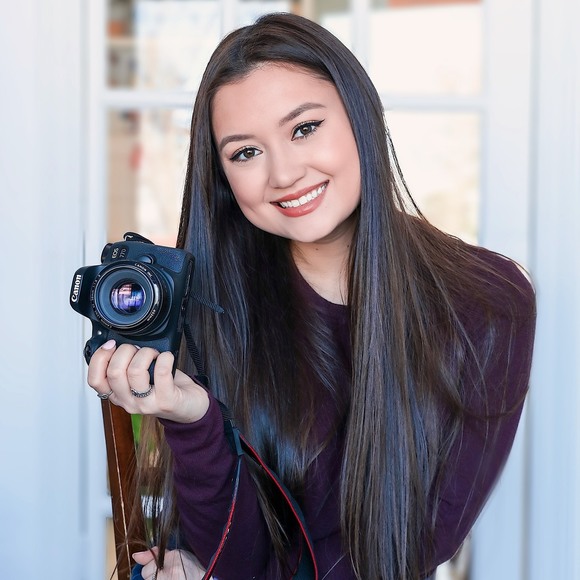 Profile Picture of Lian-michelle St-laurent (@lianstl) on Poshmark