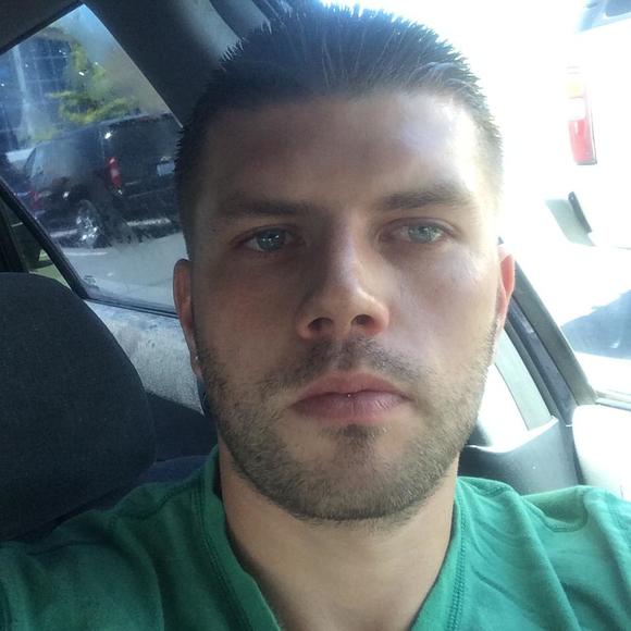 Profile Picture of Shawn Kennedy (@shawnkennedy52) on Poshmark