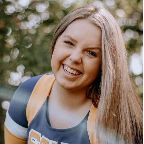 Profile Picture of Stacy-jason Ourth (@stacyourth) on Poshmark