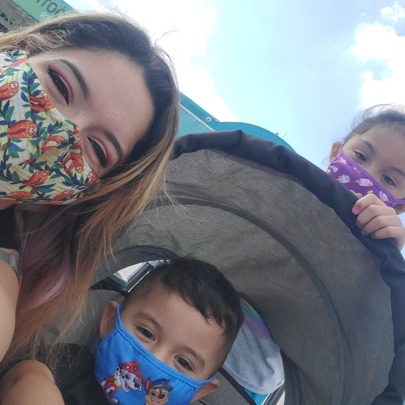 Profile Picture of Alyssa Aldape (@alaldape) on Poshmark