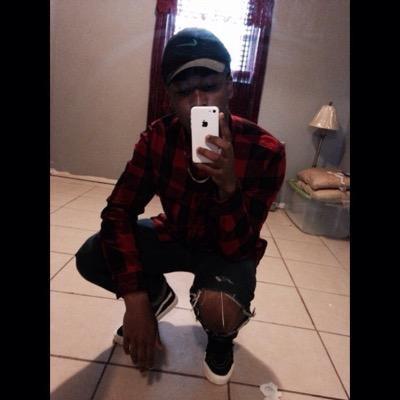 Profile Picture of Al〽️ighty (@evrybdyh8chris_) on Twitter