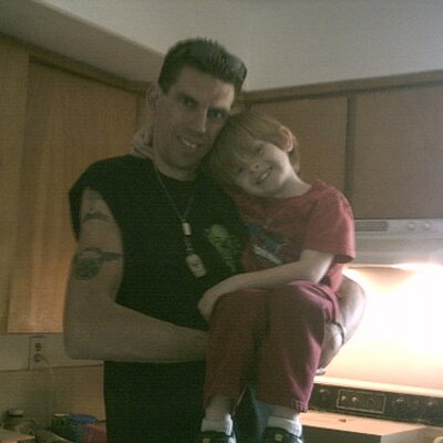 Profile Picture of Carl Bateman (@DarKarl) on Twitter