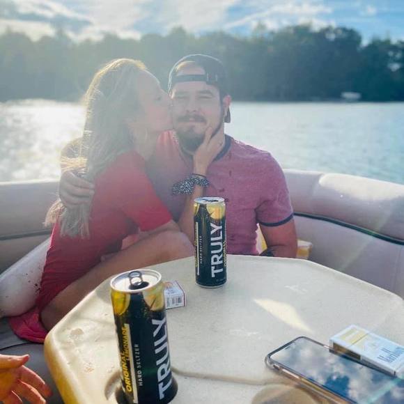 Profile Picture of Eric Stamper (@erreak6645) on Poshmark
