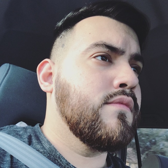 Azael Gomez - Poshmark Profile Picture of Azael Gomez (@azaelgomez) on Poshmark