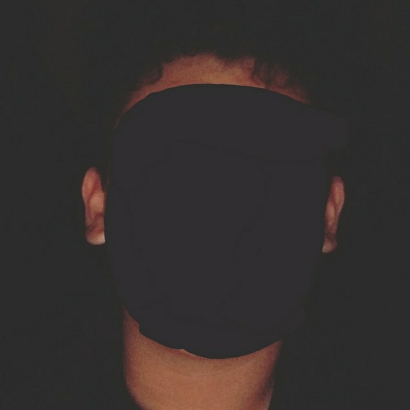 Profile Picture of Tony Savage (@tonysavag3) on Poshmark