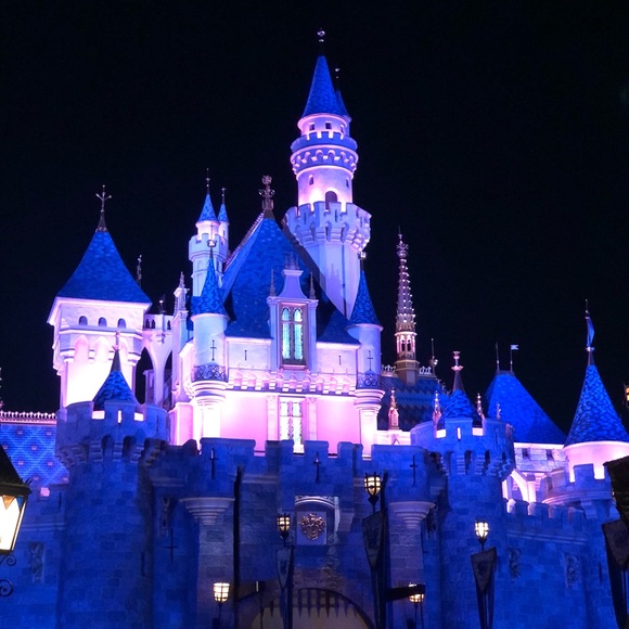 Profile Picture of Janet Perez (@janet0403) on Poshmark