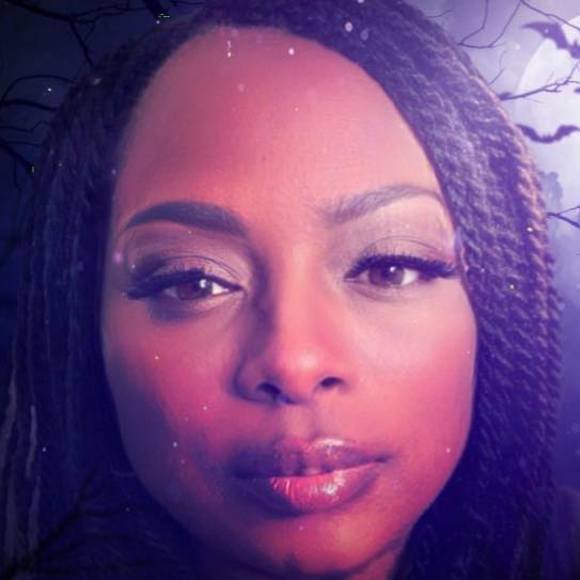 Profile Picture of Yolanda Washington-pompey (@pompey43) on Poshmark