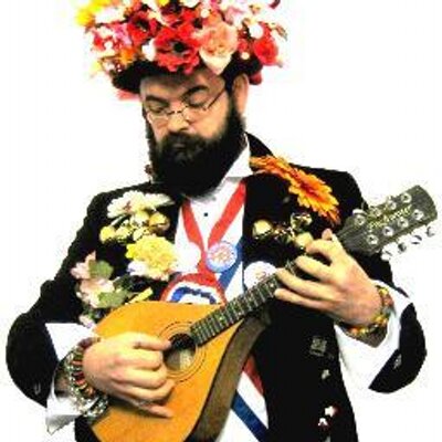 Profile Picture of Richard Harris (@thefolkandblues) on Twitter