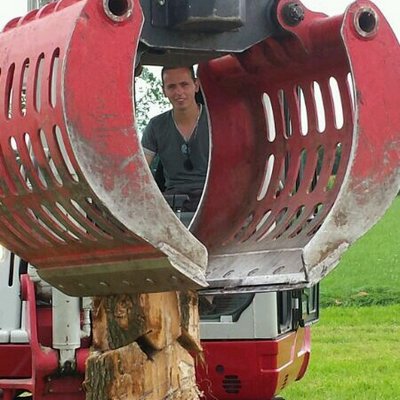 Profile Picture of John Van Hooff (@HooffJohn) on Twitter