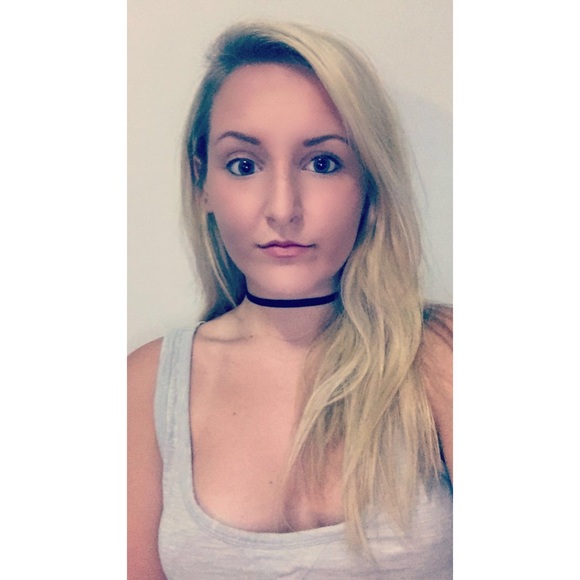 Profile Picture of Haley Marcinkevich (@haleyy5) on Poshmark