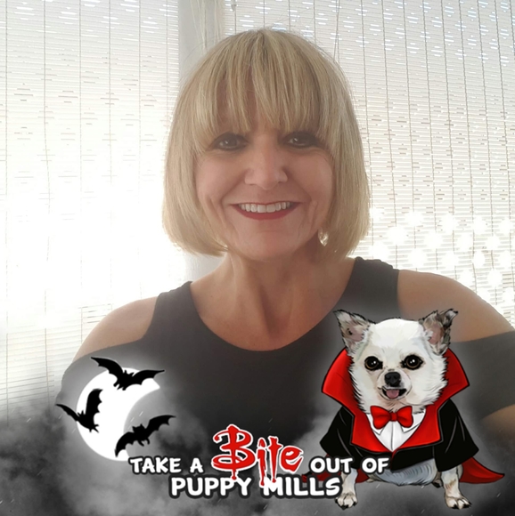 Profile Picture of Debbie Darling (@dcph1) on Poshmark