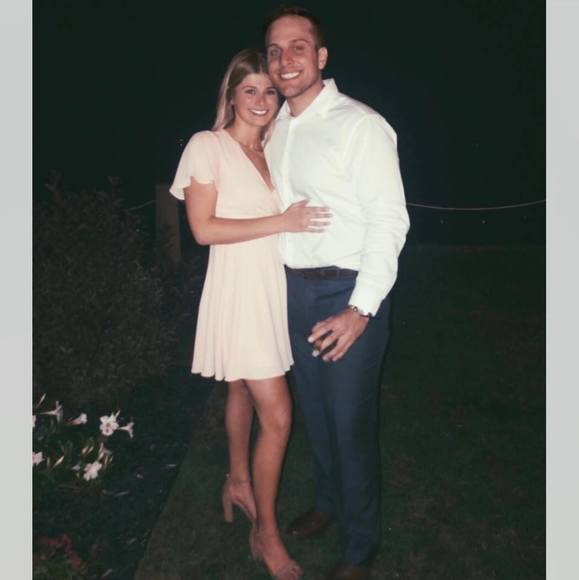 Profile Picture of Jordan Macdougall (@laurrrenn14) on Poshmark