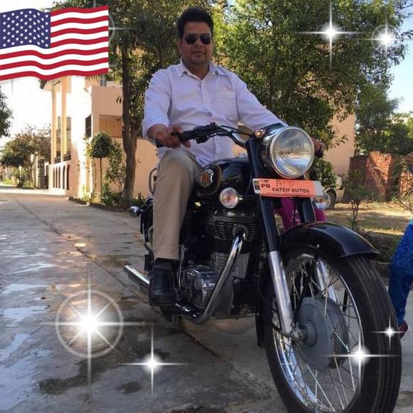 Profile Picture of Kamal Kumar (@kamalkumar) on Poshmark