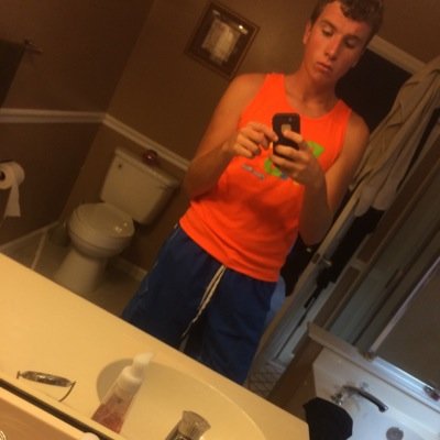 Profile Picture of Joe Lavis (@swimmerjml) on Twitter