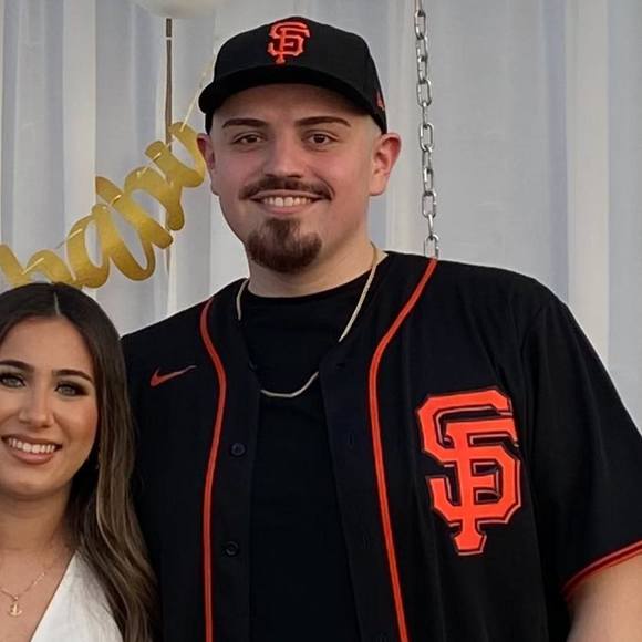 Profile Picture of Mario Madera (@supermario303) on Poshmark