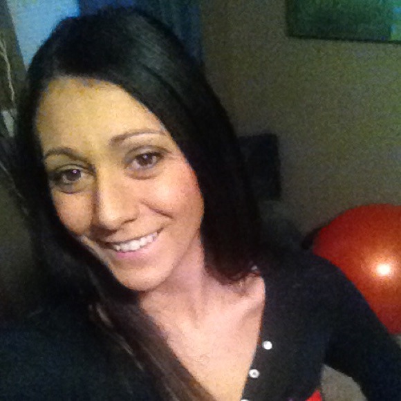 Profile Picture of Amber Tanzillo (@tanzillo3) on Poshmark