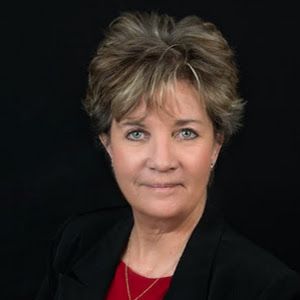 Profile Picture of Danielle Carraher (@daniellecarraher) on Tiktok