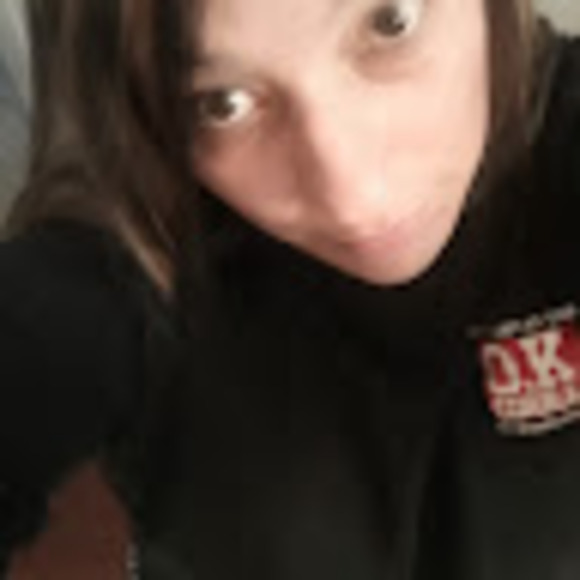 Profile Picture of Nicole Wetch (@wetchnicole9) on Poshmark