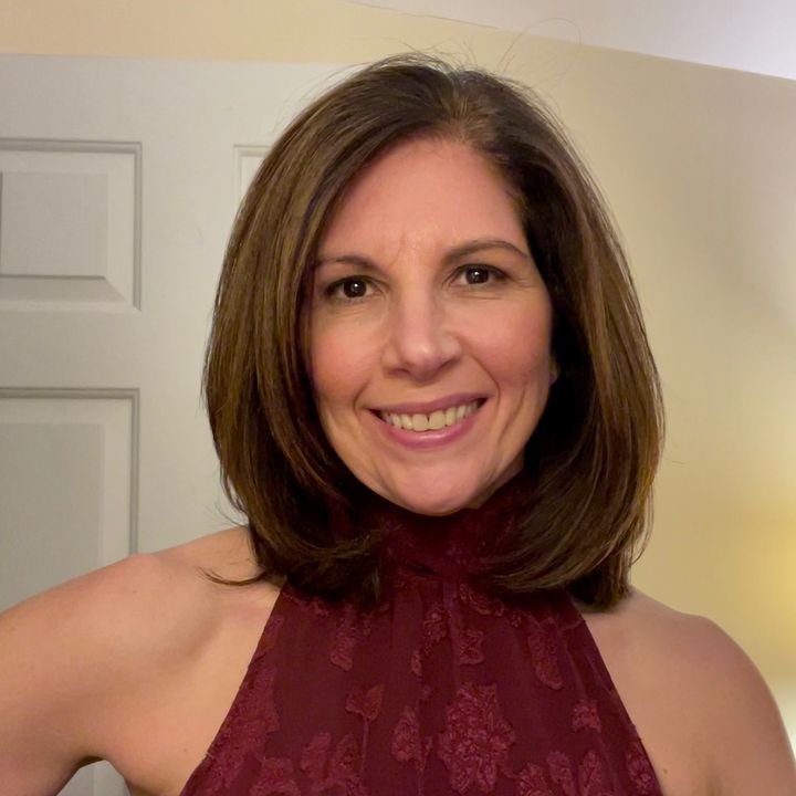 Profile Picture of paulastlouis (@@paulastlouis) on Tiktok