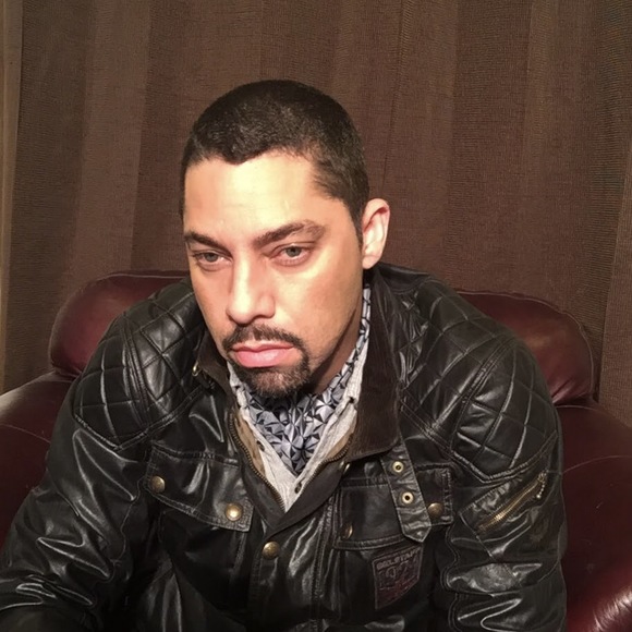 Profile Picture of Erich michel de Châtillon (@chatillon) on Poshmark