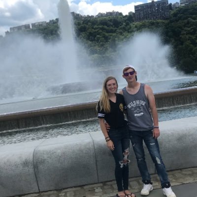 Profile Picture of Rich (@Tylerdee1323) on Twitter