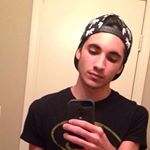 Profile Picture of Robert Manseau (@robviolli.____) on Instagram