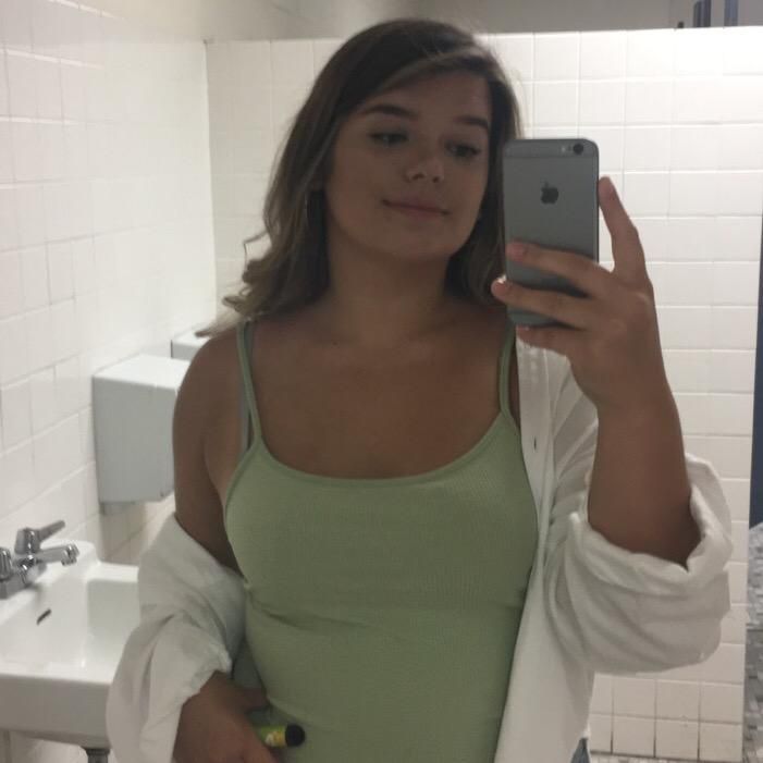 Kaylee Collins - Tiktok Profile Picture of Kaylee Collins (@kayleecollins) on Tiktok