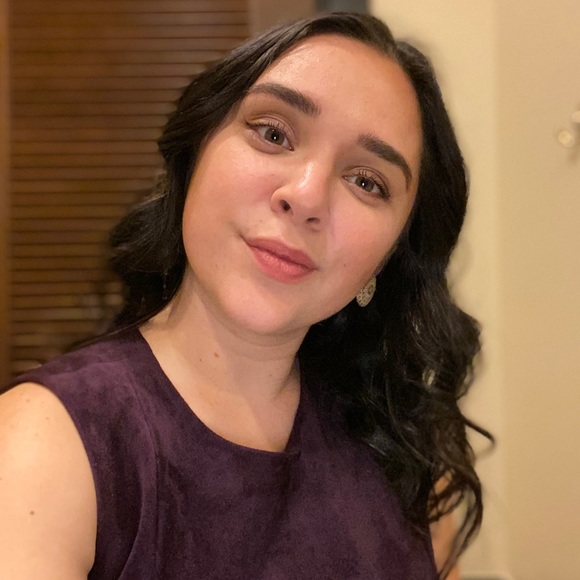 Profile Picture of Bianca Galvan (@ladybee416) on Poshmark