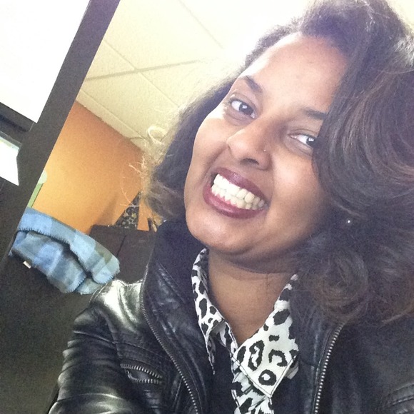 Profile Picture of Sara Berhane (@prettyafrica) on Poshmark