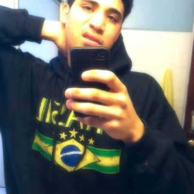 Profile Picture of Servando Alvarez (@WeAshinKush) on Twitter