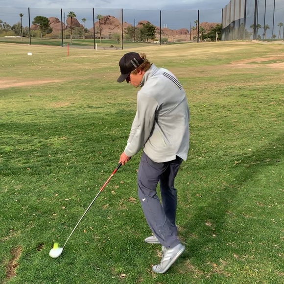 Profile Picture of Julian Hill (@julianfordhill) on Poshmark